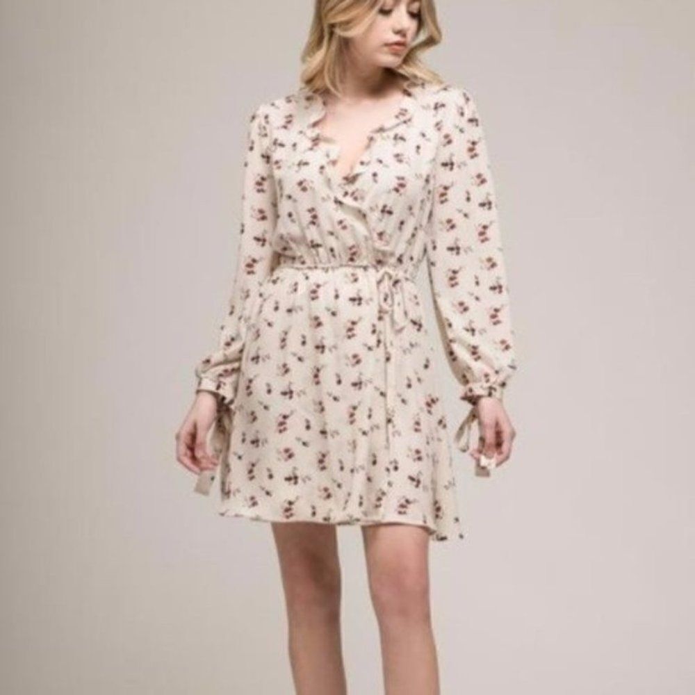 MOON RIVER Floral Ruffle Faux Wrap Dress 